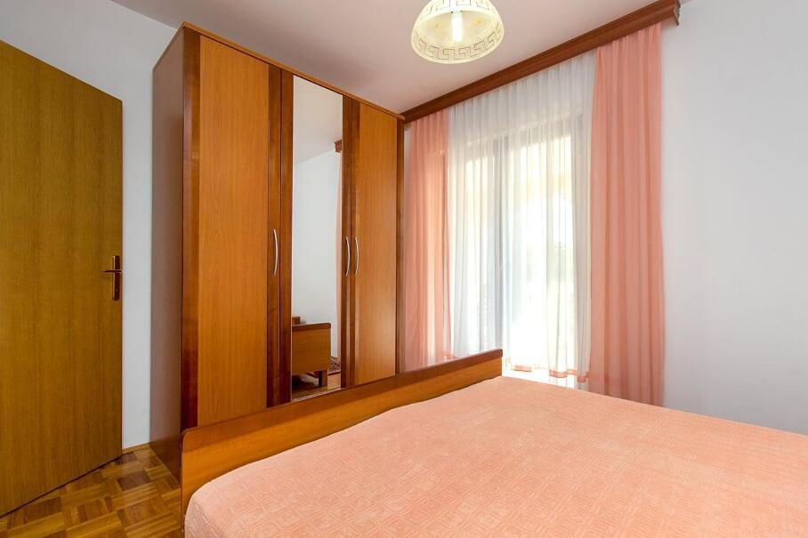 Apartments Tonimir Vodice Exterior photo